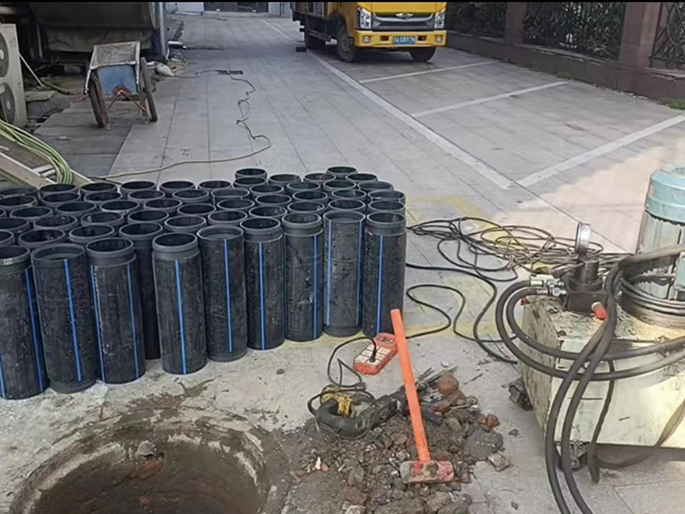 拉萨PE置换管厂家 DN315置换管 非开挖管短管置换